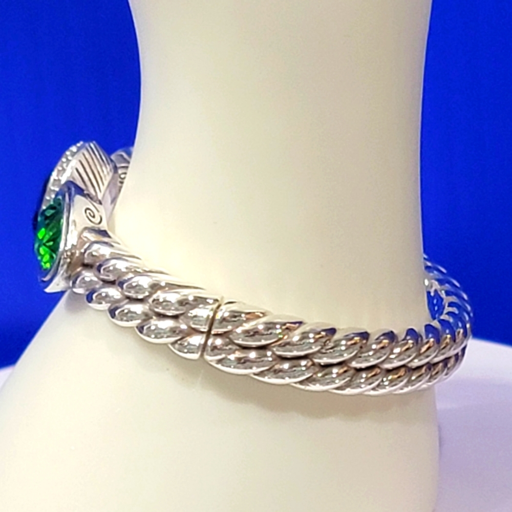 BRIGHTON RETIRED EMERALD ISLE MAGNETIC HINGED BANGLE BRACELET NWOT - Picture 8 of 9
